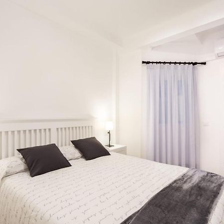 Rentalsevilla Plaza De La Alfalfa Екстер'єр фото