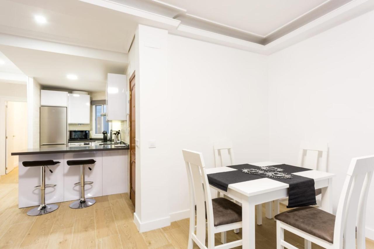 Rentalsevilla Plaza De La Alfalfa Екстер'єр фото